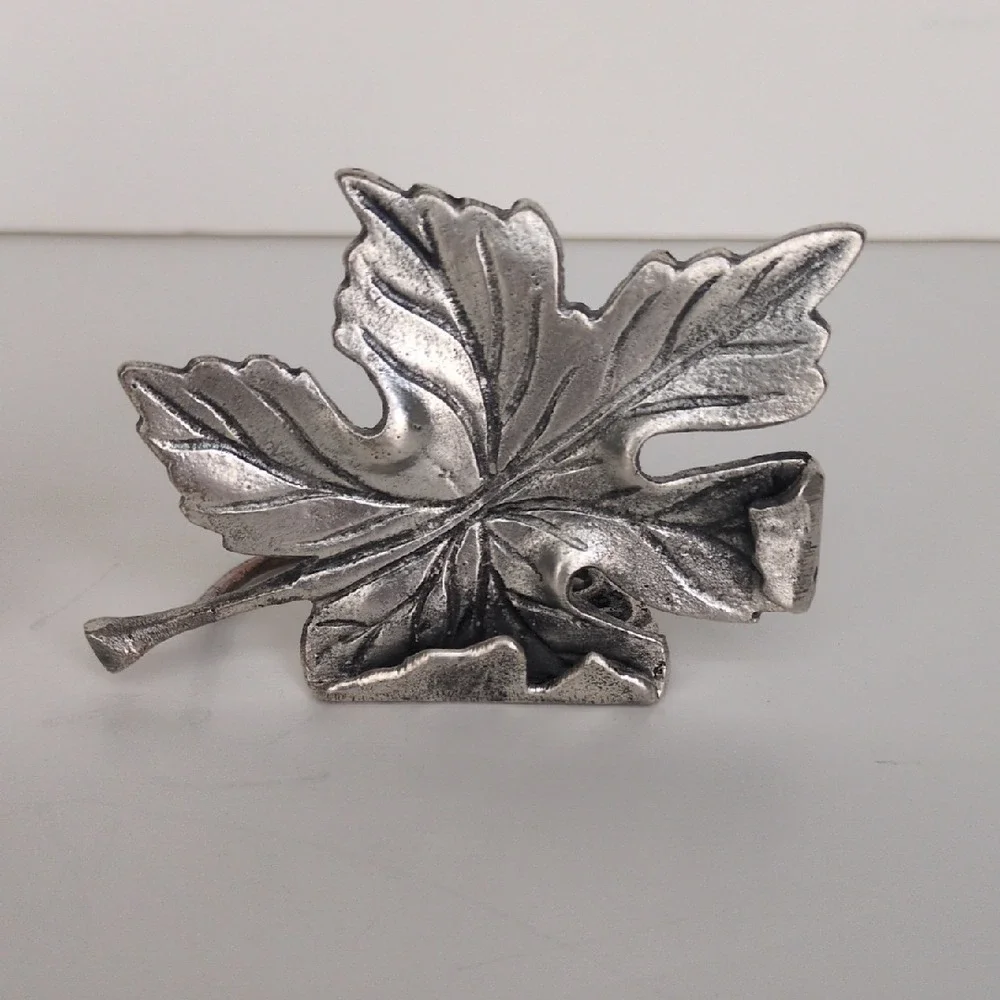 Pottery Barn Autumn Falling Leaf Placecard Holders SilverTable Name Thanksgiving